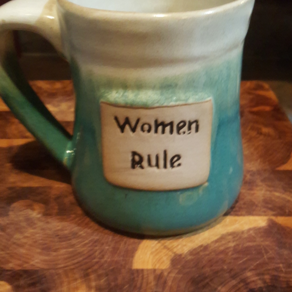 WOMEN SET OF 2 COFFEE MUGS - Picture 5 of 7